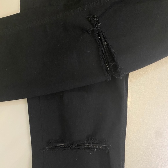 TOPSHOP JAMIE HIGH WAISTED JEANS IN BLACK - Picture 4 of 4